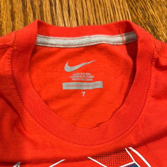 Nike Kids Sleeveless Tee - Picture 2 of 3